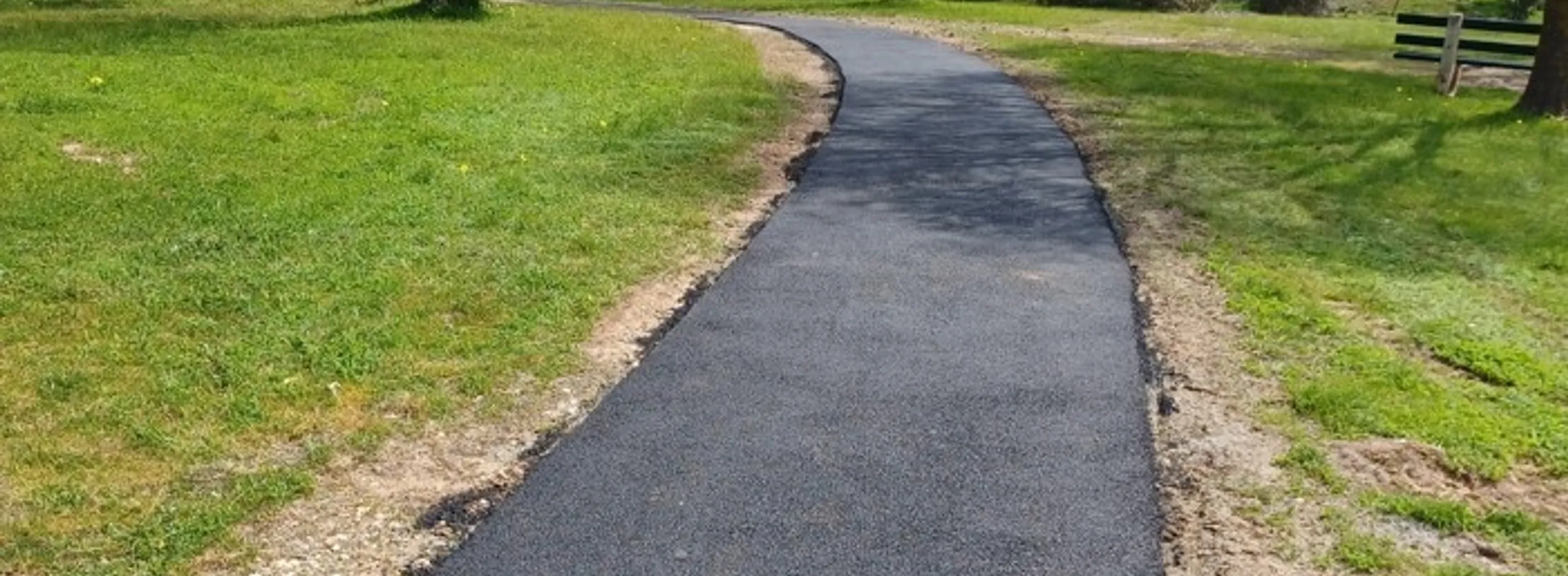 Dean Street Park Footpath