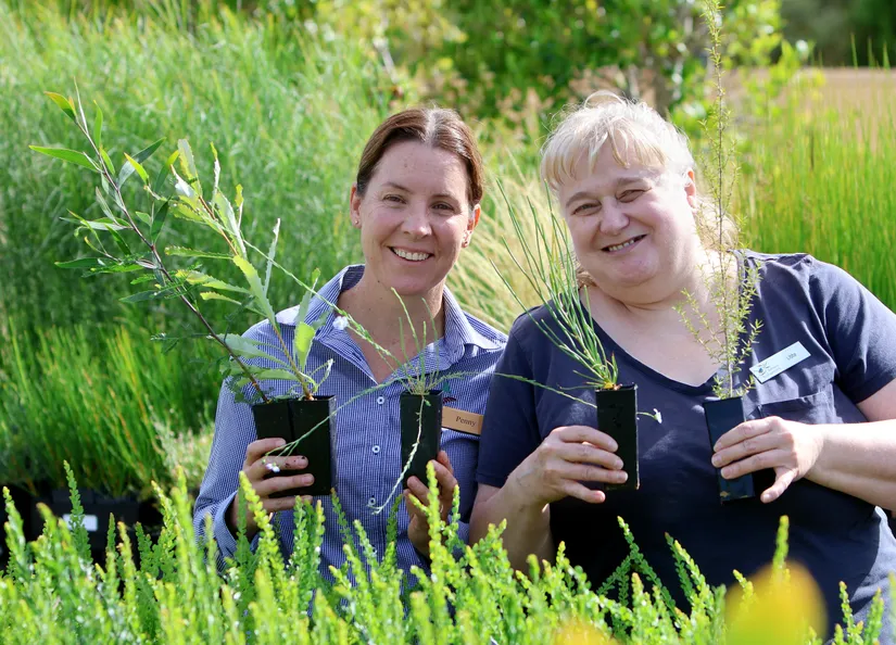 Penny Devlin with volunteer Libby Eglinton of Nuriootpa