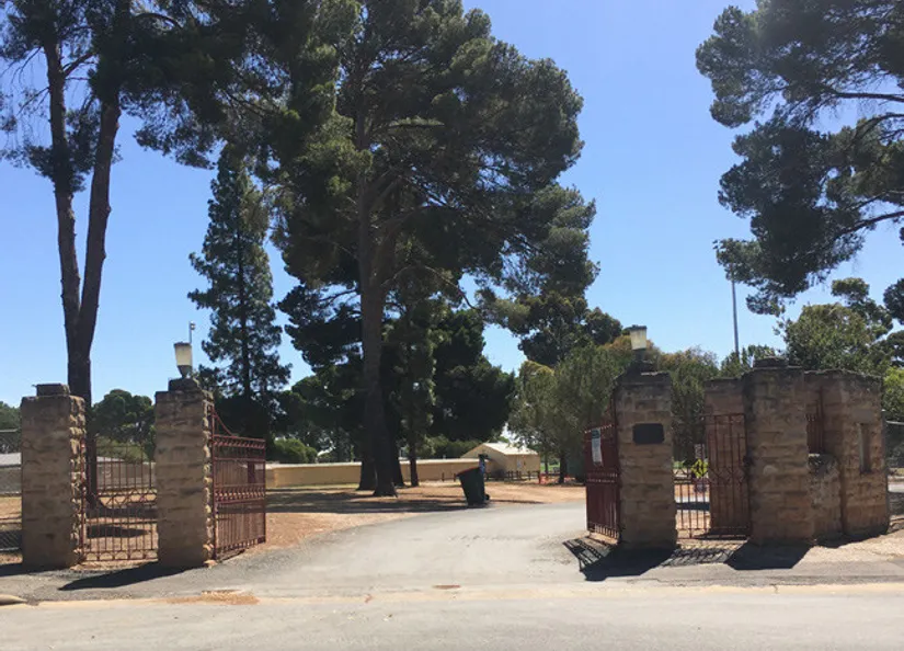 Tanunda Rec Park Heritage gates