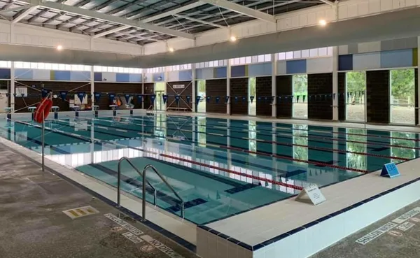 The Rex - heated swimming pool