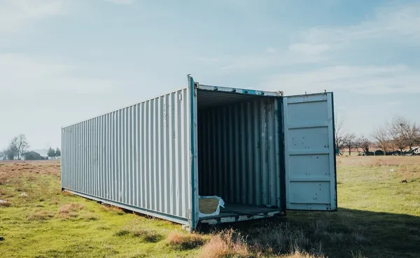Shipping container